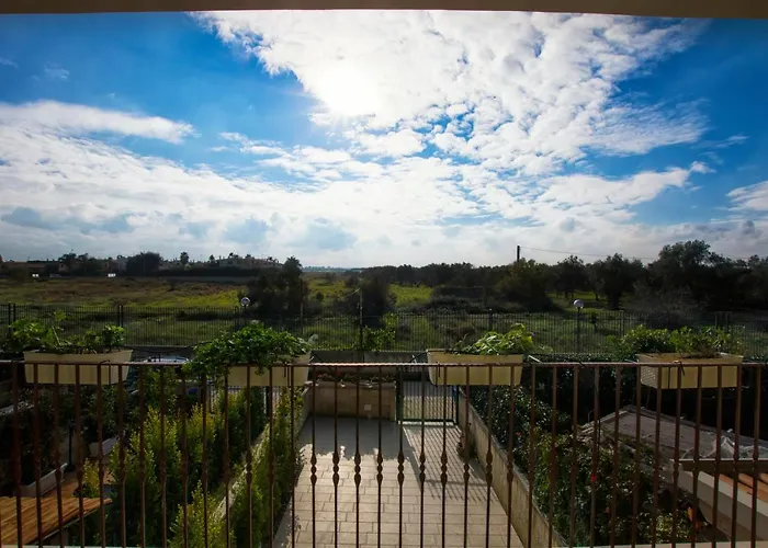 Casa Borgo Regina - Bari Puglia 4* Torre A Mare