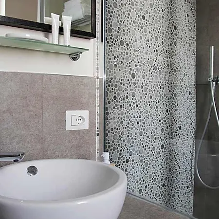 Bed & Breakfast Casa Borgo Regina - Bari Puglia 4*